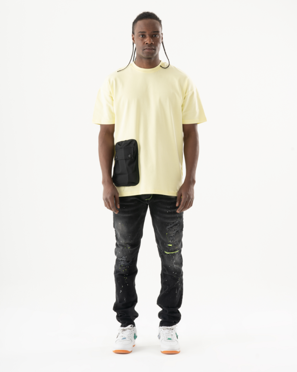 A man wearing TWILIGHT jeans.