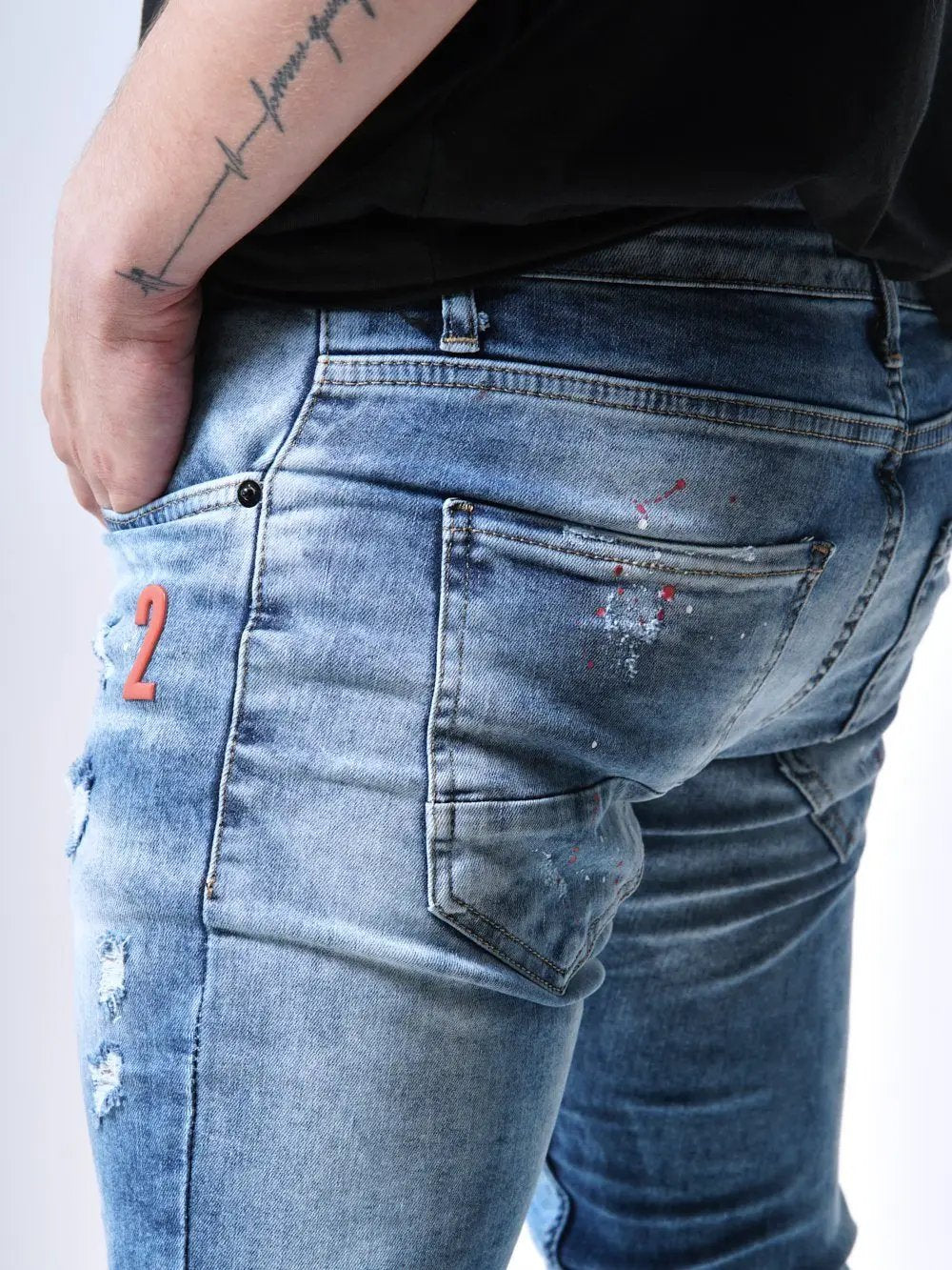 Close up back pocket shot of the skinny fit streetwear jeans called THE SPECIAL ONE by SERNES