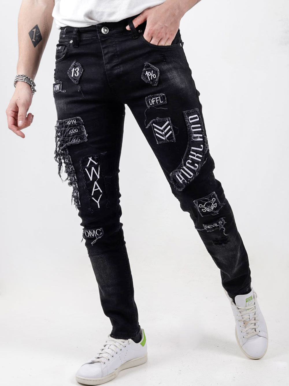 Flashy Bold Jeans - INJUN Patched Jeans // BLACK